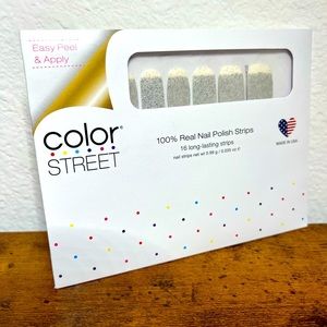 Dripping in Diamonds Color Street Nail Polish Strips
